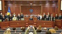 “Kurti 4” – këta janë të gjithë emrat e kabinetit të prezantuar nga Kurti “Kurti 4” – këta janë të gjithë emrat e kabinetit të prezantuar nga Kurti