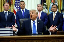 CNN: Me diplomacinë e bllokuar, Trump rikthehet te ideja e ndryshimit të regjimit në Iran CNN: Me diplomacinë e bllokuar, Trump rikthehet te ideja e ndryshimit të regjimit në Iran