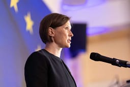 Palatova largohet nga Kosova, ky është apeli i saj i fundit për politikanët Palatova largohet nga Kosova, ky është apeli i saj i fundit për politikanët