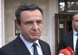 Kurti: PDK’së i nevojitet vota jonë për nënkryetarin, neve e tyrja për Presidentin, të takohemi me Hamzën Kurti: PDK’së i nevojitet vota jonë për nënkryetarin, neve e tyrja për Presidentin, të takohemi me Hamzën