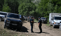 Përfundon gërmimi në Kalludër dhe Jabukë, mbetjet mortore dërgohen për ADN në Hagë Përfundon gërmimi në Kalludër dhe Jabukë, mbetjet mortore dërgohen për ADN në Hagë