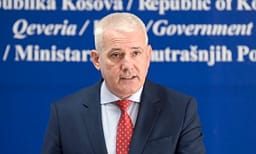 Sveçla thotë se kapja e armatimit dhe gjetja e varrezave masive në Zubin Potok, lidhet me “shtrirjen e sovranitetit” Sveçla thotë se kapja e armatimit dhe gjetja e varrezave masive në Zubin Potok, lidhet me “shtrirjen e sovranitetit”