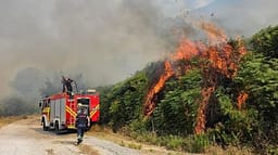 Përmirësohet situata me zjarret në Shqipëri, vetëm një vatër aktive Përmirësohet situata me zjarret në Shqipëri, vetëm një vatër aktive