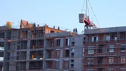 Vdes 27-vjeçari pasi u lëndua në punishten e stacionit të ri të Policisë në Zubin Potok Vdes 27-vjeçari pasi u lëndua në punishten e stacionit të ri të Policisë në Zubin Potok