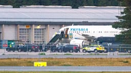 Zbulohen detaje se si një dron rus vonoi largimin e Zelenskyt nga Moldavia Zbulohen detaje se si një dron rus vonoi largimin e Zelenskyt nga Moldavia