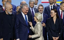 Strategjia e re e Brukselit, BE po harton “udhërrëfyes” të përshpejtuar për 4 vende favorite, përfshirë Shqipërinë Strategjia e re e Brukselit, BE po harton “udhërrëfyes” të përshpejtuar për 4 vende favorite, përfshirë Shqipërinë