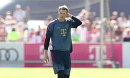 Manuel Neuer e jep datën e mundshme për pensionim Manuel Neuer e jep datën e mundshme për pensionim