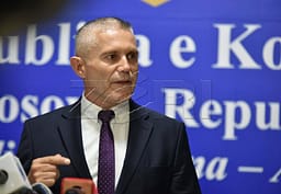 Ramadani kërkon hetim nga Prokuroria: Mbi gjysmë milioni euro në muaj po shpenzohen për të emëruarit politikë Ramadani kërkon hetim nga Prokuroria: Mbi gjysmë milioni euro në muaj po shpenzohen për të emëruarit politikë