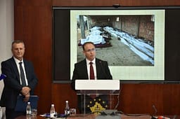 Aktakuza ndaj 35 të pandehurve për krimet në Prekaz, Gashi jep detaje: Kemi vërtetuar saktë se cilat njësi të forcave serbe kanë pjesë në sulm Aktakuza ndaj 35 të pandehurve për krimet në Prekaz, Gashi jep detaje: Kemi vërtetuar saktë se cilat njësi të forcave serbe kanë pjesë në sulm