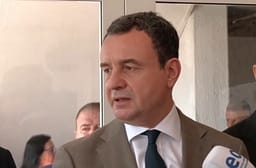 Kurti: Tash duhet të flasim për emra, ka me dhjetëra persona të denjë për President, por s’i them tash Kurti: Tash duhet të flasim për emra, ka me dhjetëra persona të denjë për President, por s’i them tash
