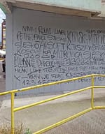 Mural në Mitrovicën e Veriut: Personat e angazhuar nga Komuna përfundojnë në Polici Mural në Mitrovicën e Veriut: Personat e angazhuar nga Komuna përfundojnë në Polici
