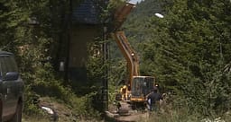 Rrënohen 11 prona afër Ujmanit – Serbët i ndërtuan pa leje në parcelën e “Ibër Lepencit” Rrënohen 11 prona afër Ujmanit – Serbët i ndërtuan pa leje në parcelën e “Ibër Lepencit”