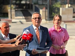 Aleanca dorëzon kallëzim penal në Prokurorinë Speciale ndaj Qeverisë në detyrë, Tahiri: Nuk guxon ta shkelë ligjin Aleanca dorëzon kallëzim penal në Prokurorinë Speciale ndaj Qeverisë në detyrë, Tahiri: Nuk guxon ta shkelë ligjin