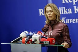 PDK: Nuk do të takohemi më me Kurtin, zgjedhjen e presidentit ta bëjë pa votat tona PDK: Nuk do të takohemi më me Kurtin, zgjedhjen e presidentit ta bëjë pa votat tona