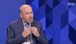 Bërxulli: Zgjatja e negociatave, taktikë e Kurtit – e ndien dobësinë e Abdixhikut Bërxulli: Zgjatja e negociatave, taktikë e Kurtit – e ndien dobësinë e Abdixhikut