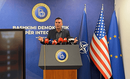 Ademi: OBRM-PDUKM po dikton emrat e ministrave shqiptarë Ademi: OBRM-PDUKM po dikton emrat e ministrave shqiptarë