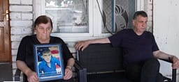 Vdekja e 32-vjeçarit në Burgun e Gjilanit, prindërit kërkojnë të dinë shkakun e ai mbetet mister tash e dy vite Vdekja e 32-vjeçarit në Burgun e Gjilanit, prindërit kërkojnë të dinë shkakun e ai mbetet mister tash e dy vite