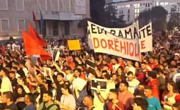 Dita e 70-të e protestës në Tiranë, thirrje kundër Edi Ramës dhe Sali Berishës Dita e 70-të e protestës në Tiranë, thirrje kundër Edi Ramës dhe Sali Berishës