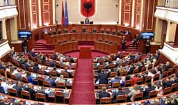 Seanca plenare në Tiranë, PD kërkon ndryshimin e rendit të ditës: Rama të japë shpjegime për situatën e rëndë në SHISH Seanca plenare në Tiranë, PD kërkon ndryshimin e rendit të ditës: Rama të japë shpjegime për situatën e rëndë në SHISH