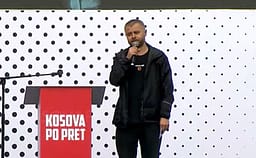 Në mbështetje të ish-krerëve të UÇK-së, Tasholli: Të gjithë bashkë këtu njëzëri, në mënyrë simbolike i shpallim të pafajshëm Në mbështetje të ish-krerëve të UÇK-së, Tasholli: Të gjithë bashkë këtu njëzëri, në mënyrë simbolike i shpallim të pafajshëm