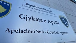 Apeli lë në fuqi dënimin me 4 mijë euro gjobë dhe 4 vjet ndalim të funksioneve publike për ish-zyrtarin e Gjakovës Apeli lë në fuqi dënimin me 4 mijë euro gjobë dhe 4 vjet ndalim të funksioneve publike për ish-zyrtarin e Gjakovës