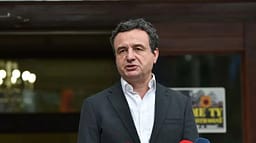 A po afrohet marrëveshja për presidentin? Kurti flet për takimin me Abdixhikun A po afrohet marrëveshja për presidentin? Kurti flet për takimin me Abdixhikun