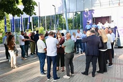 PDK edhe sot aksion para PDK-së, të pranishëm drejtorë dhe aktivistë nga Anamorava PDK edhe sot aksion para PDK-së, të pranishëm drejtorë dhe aktivistë nga Anamorava