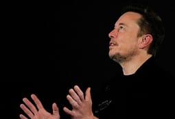 Qetësohuni, të gjithë: Elon Musku ka mantrën për ta zhbërë krizën klimatike Qetësohuni, të gjithë: Elon Musku ka mantrën për ta zhbërë krizën klimatike
