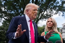 Ndryshime në Shtëpinë e Bardhë, Trump: Sekretarja e shtypit do të japë dorëheqjen Ndryshime në Shtëpinë e Bardhë, Trump: Sekretarja e shtypit do të japë dorëheqjen
