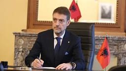 Hoxha për marrëveshjen me Serbinë për konsullatat në Shkodër dhe Bujanoc: Interesi kombëtar mbi emocionet historike Hoxha për marrëveshjen me Serbinë për konsullatat në Shkodër dhe Bujanoc: Interesi kombëtar mbi emocionet historike