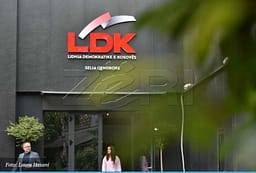 Dy degë të LDK-së kërkojnë dorëheqjen e Abdixhikut Dy degë të LDK-së kërkojnë dorëheqjen e Abdixhikut