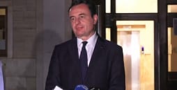 Kurtit pyetet për ‘kandidaturën’ e Thaçit për President, kjo është përgjigja e tij Kurtit pyetet për ‘kandidaturën’ e Thaçit për President, kjo është përgjigja e tij