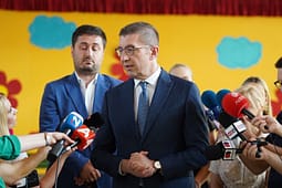 Mickoski: Vendimi i Gjykatës Kushtetuese për emrat e rrugëve në Tetovë nuk është përfundimtar Mickoski: Vendimi i Gjykatës Kushtetuese për emrat e rrugëve në Tetovë nuk është përfundimtar