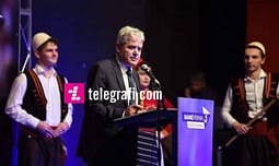 Ahmeti: Vlerat e idealit të Krushevës po zbehen duke mos e respektuar Marrëveshjen e Ohrit dhe shqiptarët Ahmeti: Vlerat e idealit të Krushevës po zbehen duke mos e respektuar Marrëveshjen e Ohrit dhe shqiptarët