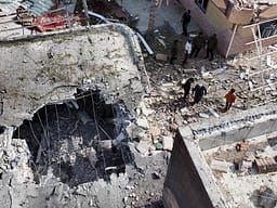 Sulmet SHBA-Iran rrisin frikën për një luftë të re në Lindjen e Mesme Sulmet SHBA-Iran rrisin frikën për një luftë të re në Lindjen e Mesme
