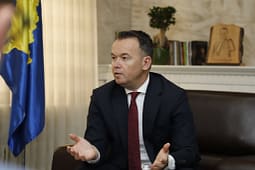 Aksidenti tragjik me dy të vdekur, Peci: Ditë e rëndë për Mitrovicën, ngushëllime familjeve Aksidenti tragjik me dy të vdekur, Peci: Ditë e rëndë për Mitrovicën, ngushëllime familjeve
