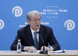“Në SHBA, para së të bëhem Kryeministër”, Berisha: Protesta duhet të fitojë “Në SHBA, para së të bëhem Kryeministër”, Berisha: Protesta duhet të fitojë