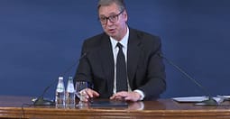 Vuçiqi jep dorëheqje nga posti i presidentit të Serbisë Vuçiqi jep dorëheqje nga posti i presidentit të Serbisë