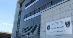 Supremja mohon vonesat në trajtimin e ankesave për paraburgim Supremja mohon vonesat në trajtimin e ankesave për paraburgim