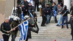 “Kthehu në Shqipëri, je mysafir këtu”, sulm racist në rrjetet sociale ndaj gazetarit grek me origjinë shqiptare për një opinion të tij “Kthehu në Shqipëri, je mysafir këtu”, sulm racist në rrjetet sociale ndaj gazetarit grek me origjinë shqiptare për një opinion të tij