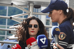 Zyrtarët e lartë dhe krimi i organizuar u bënë njësh në mbrojtje të Ergys Agasit Zyrtarët e lartë dhe krimi i organizuar u bënë njësh në mbrojtje të Ergys Agasit