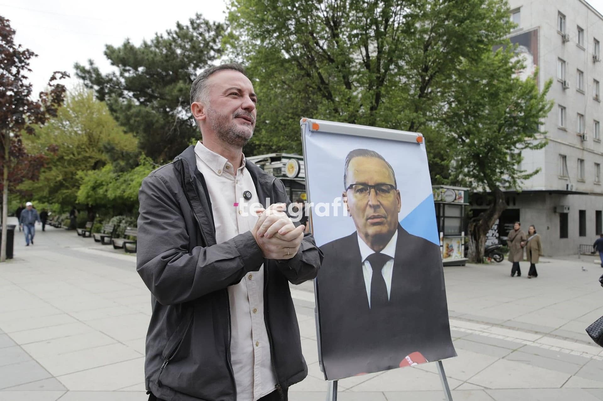 PSD me aksion simbolik, Molliqaj: “Kllika” e Uran Ismailit e kontrollon PDK-në PSD me aksion simbolik, Molliqaj: “Kllika” e Uran Ismailit e kontrollon PDK-në