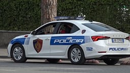Mbivendosja e pronave çoi në konfliktin mes dy biznesmenëve në Radhimë, 5 të arrestuar, 6 në kërkim Mbivendosja e pronave çoi në konfliktin mes dy biznesmenëve në Radhimë, 5 të arrestuar, 6 në kërkim