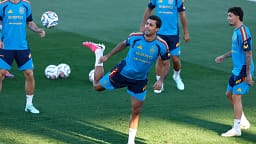 Rodri flet për refuzimin e Real Madridit dhe polemikat e derbit: “Gabimet e gjyqtarëve nuk përcaktojnë një kampionat me 38 ndeshje” Rodri flet për refuzimin e Real Madridit dhe polemikat e derbit: “Gabimet e gjyqtarëve nuk përcaktojnë një kampionat me 38 ndeshje”
