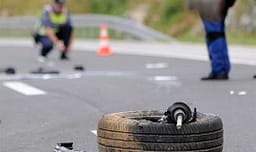 Policia shqipton mbi 1800 gjoba në 24 orët e fundit, 108 aksidente trafiku Policia shqipton mbi 1800 gjoba në 24 orët e fundit, 108 aksidente trafiku