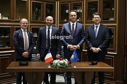 Pesë marrëveshje të nënshkruara, Kosova dhe Franca hapin kapitull të ri bashkëpunimi Pesë marrëveshje të nënshkruara, Kosova dhe Franca hapin kapitull të ri bashkëpunimi