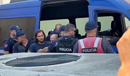“Nuk e di si e godita”, Vata rrëfen në gjyq për vrasjen e turistit në Ksamil “Nuk e di si e godita”, Vata rrëfen në gjyq për vrasjen e turistit në Ksamil