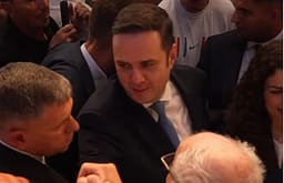 Abdixhiku poston një video me përkrahje të madhe në tubimin me mërgatën: LDK është dashni Abdixhiku poston një video me përkrahje të madhe në tubimin me mërgatën: LDK është dashni