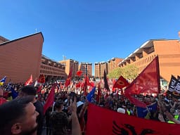 Edhe Italia në këmbë për ish-krerët e Ushtrisë Çlirimtare të Kosovës Edhe Italia në këmbë për ish-krerët e Ushtrisë Çlirimtare të Kosovës