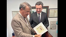 Kongresisti Latimer për takimin me Kurtin: Diskutuam se si SHBA mund ta ndihmojë sigurinë dhe sovranitetin e Kosovës Kongresisti Latimer për takimin me Kurtin: Diskutuam se si SHBA mund ta ndihmojë sigurinë dhe sovranitetin e Kosovës